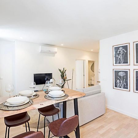 Brand New 1Bd Apart. W/Ac By Lovelystay Porto Exteriér fotografie